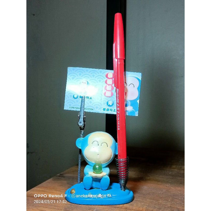 

penjepit memo dan tenpat pen biru