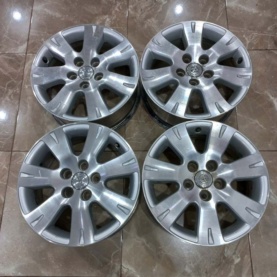 Velg bekas copotan alphard ring 16 lubang 5x114 silver polish velg only