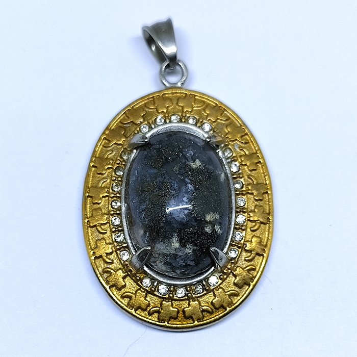 Liontin Titanium Pria Batu Akik Badar Perak Beku Kode 2515