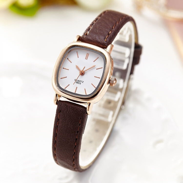 CIELO Jam Tangan Kecil Wanita Korea Kuarsa Retro Ulzzang Strap Tali Kulit Jam Analog Vintage Gaya Tahan Air Warna Bulat Kecil Jam Cewek Elegan Mewah Korea Barsh Fashion Korean Analog Woman Mini Round Watch kinian Bahan PU Leather Jam Tangan-Brown