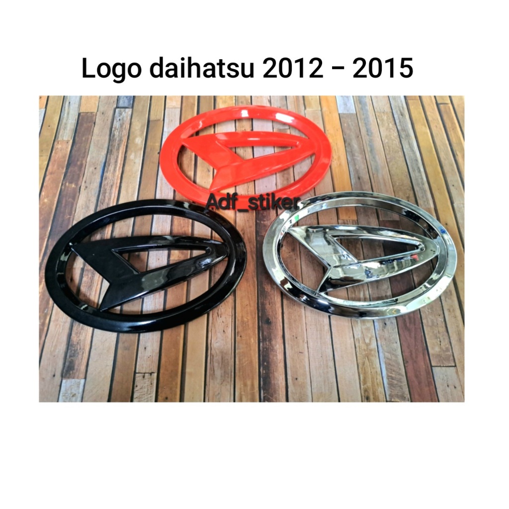 Logo grill depan daihatsu xenia 2012-2015 / emblem logo daihatsu xenia
