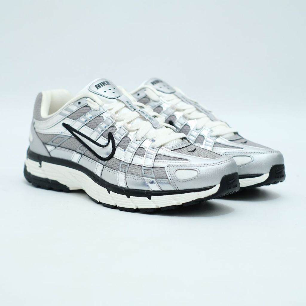 SEPATU NIKE P-6000 METALLIC SILVER