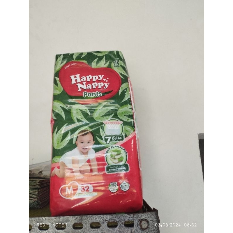 HAPPY NAPPY PANTS M32/PAMPERS