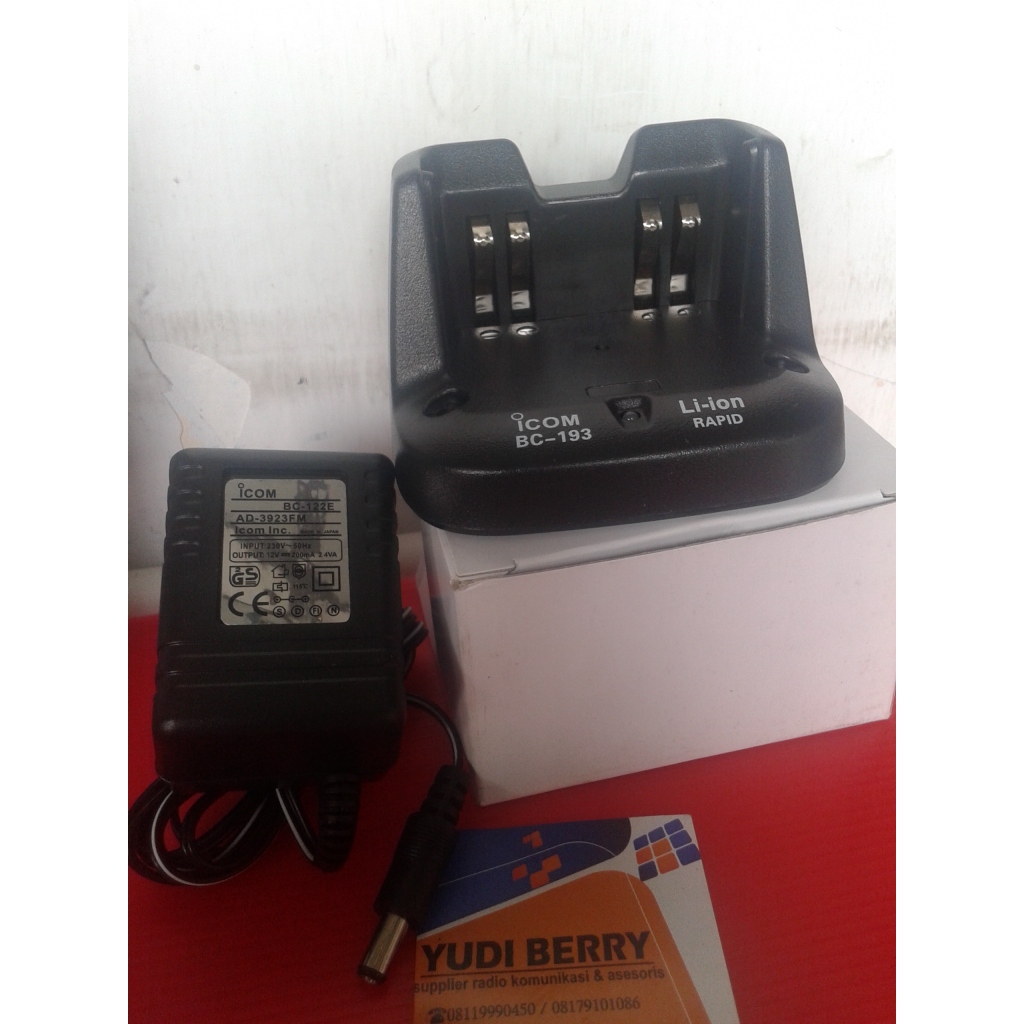 Charger Desktop Ht Icom V80 Mangkok Icom Ic-V80 Normal
