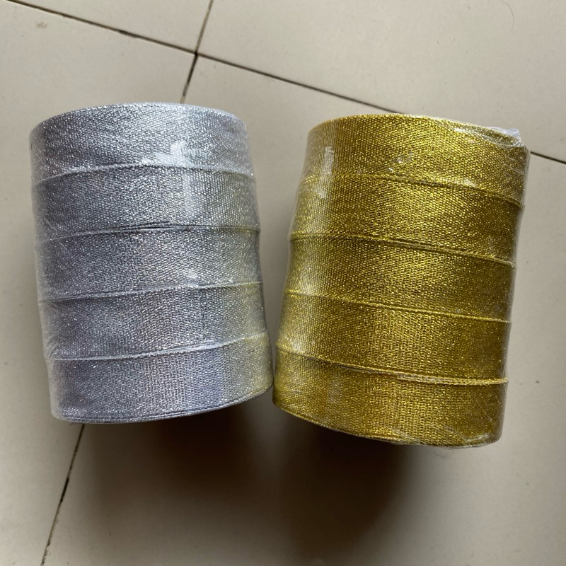 

Pita gliter 2cm per roll murah / pita souvenir / pita hampers / pita murah