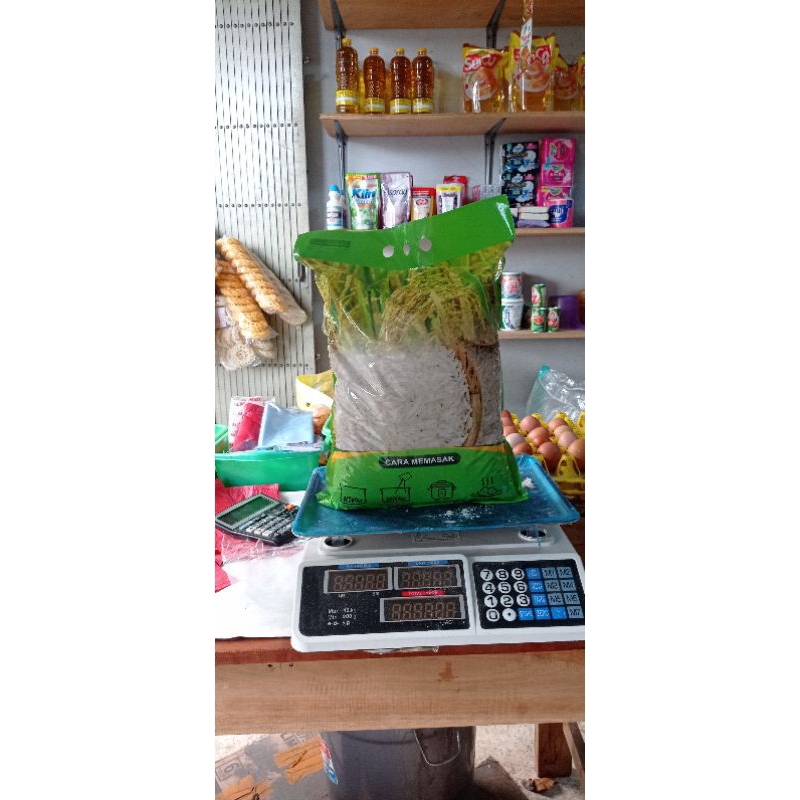 

Bolodewo beras premium pulen kemasan 5kg tanpa pengawet pemutih pewangi