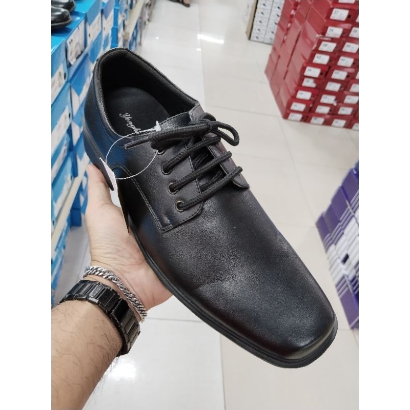 Sepatu Formal Pria Yongki Komaladi