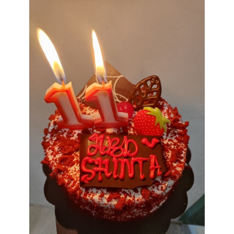 

kue ulang thun
