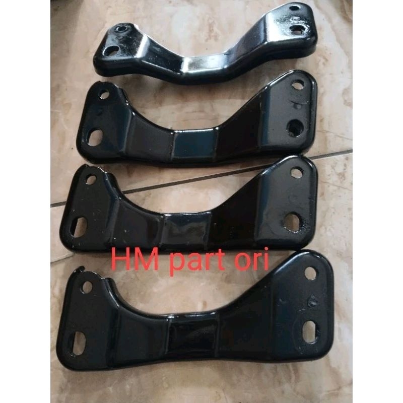 BREKET KNALPOT MIO BESI PANGKON DUDUKAN KNALPOT YAMAHA MIO SECOND ORI