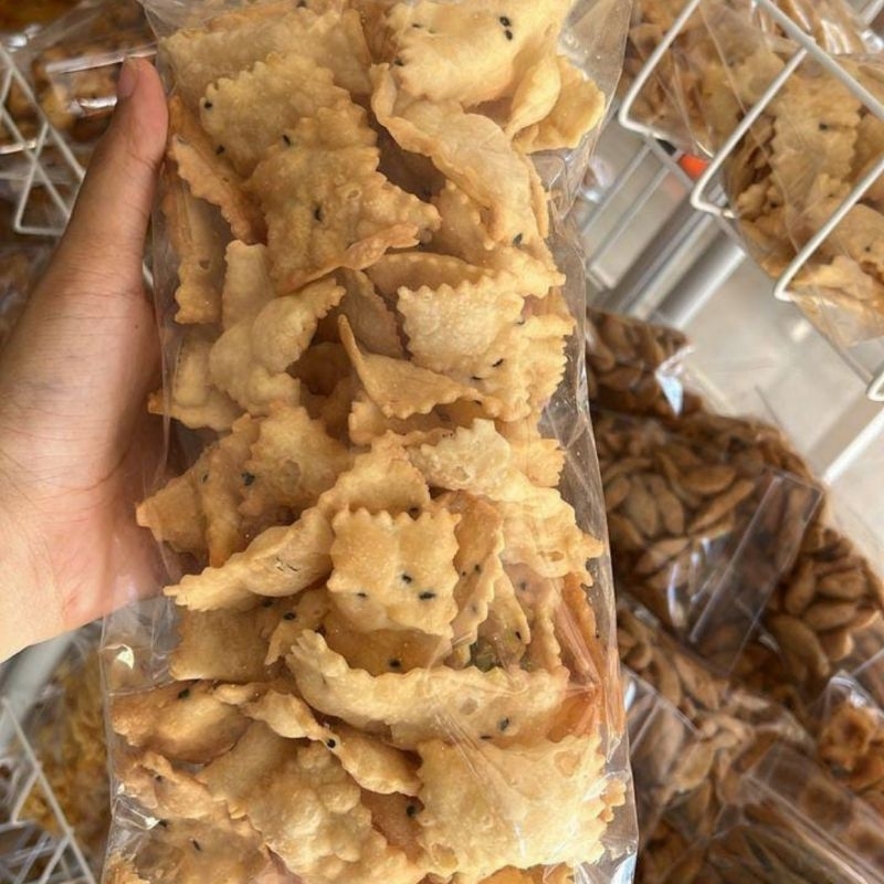 

KUE BAWANG MANIS JINTAN HITAM