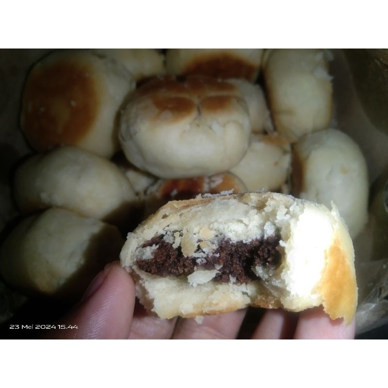 

LATOPIA KHAS TEGAL (FREE BESEK)
