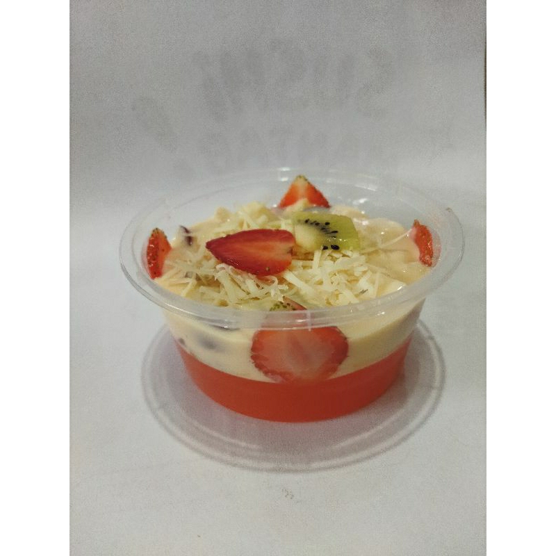 

Twin Kuliner Puding Salad Buah Segar 300 ml