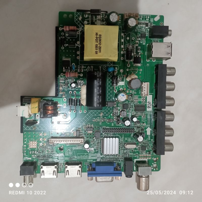 MB MOBO MAINBOARD MODULE MESIN TV LED TV 32INCH DM.D3663LUHA8136