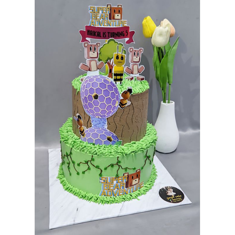 

Cake Tingkat tema SuperBear Adventure