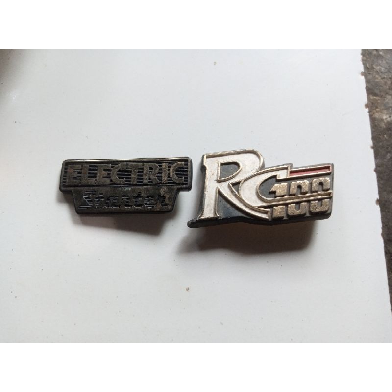 Emblem sayap Rc100 original