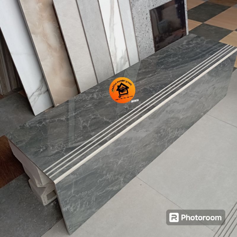 Granit Anak tangga 30x120