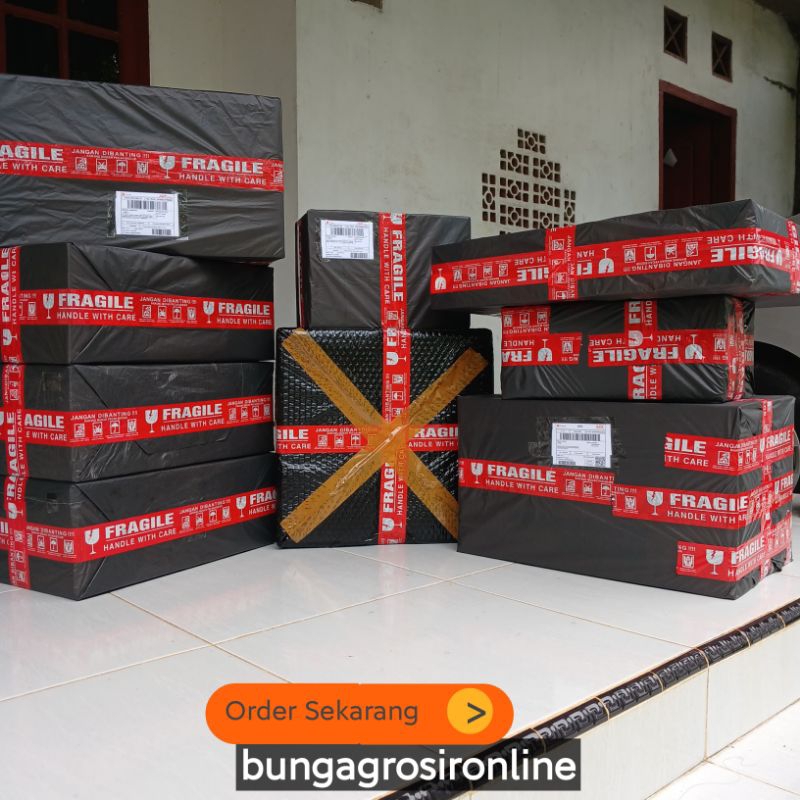 

PACIKING KARDUS & BUBBLE WRAP BUKET BESAR/BANYAK