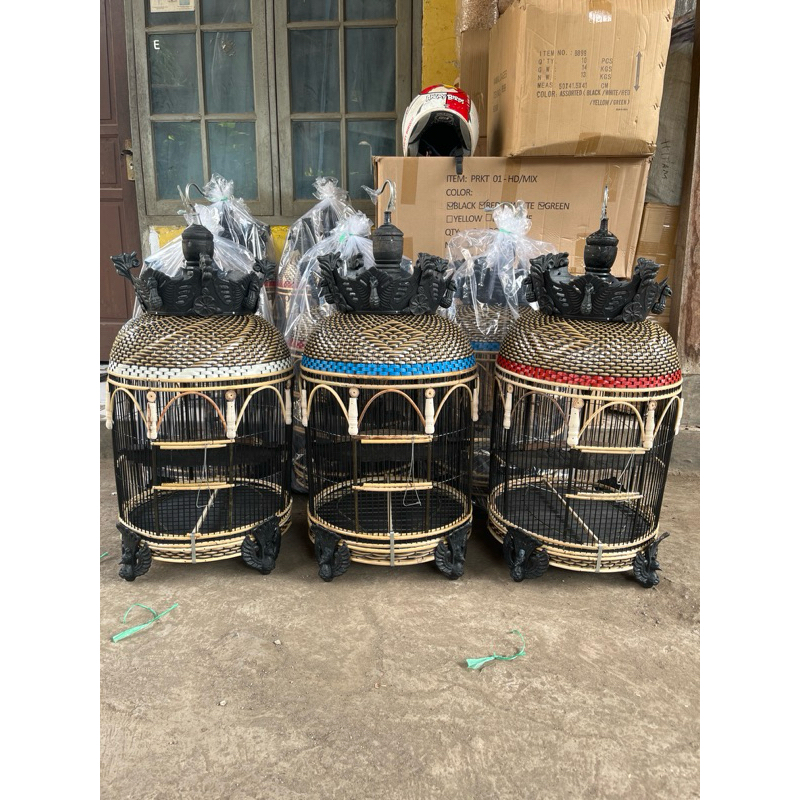 SANGKAR ATAU KANDANG KUTUT PERKUTUT RAJUT BAWAHAN BISA DI BUKA KECUALI HARGA 125RB BONUS CEPUK 2pcs