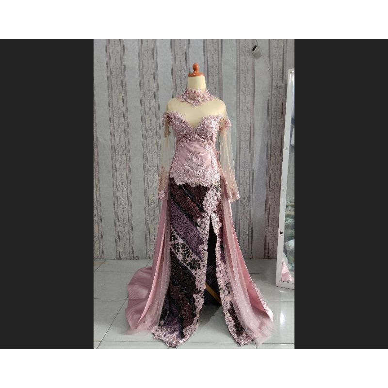 baju wisuda modern / kebaya batik ekor / dress penyanyi