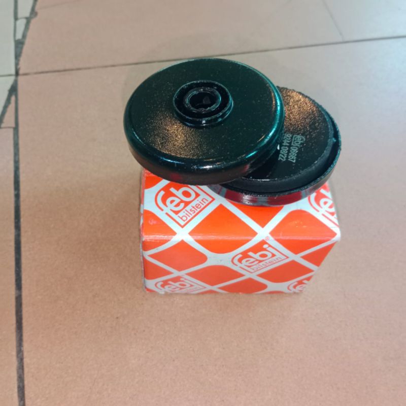 Mounting gardan mercy w124  / bushing arm gardan mercy / sparepart mercy