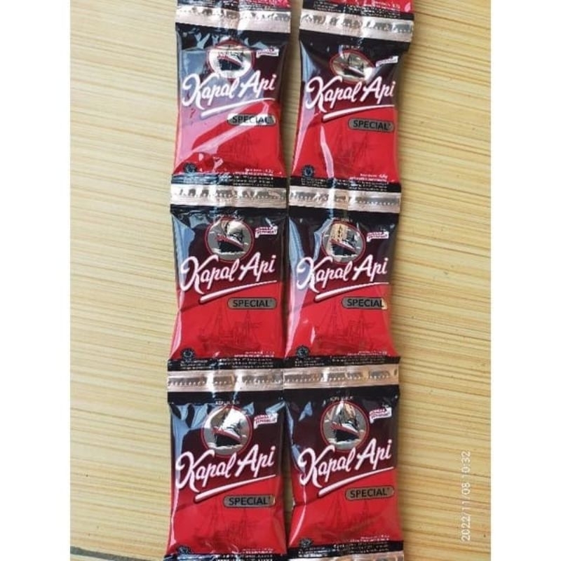 

Kopi kapal api mini 1renceng isi 10pcs/ Kopi Bubuk/Kopi murni/Kopi kemasan mini