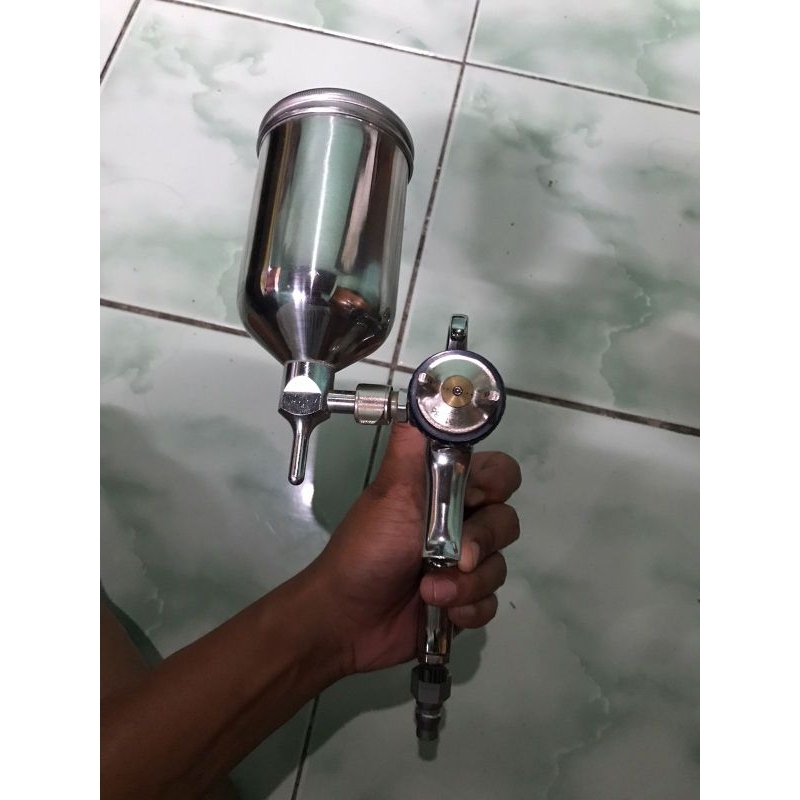 Spray gun Anest Iwata W101 Spray gun original Spray cat Cat Mobil Cat Motor Cat body Alat Penyemprot