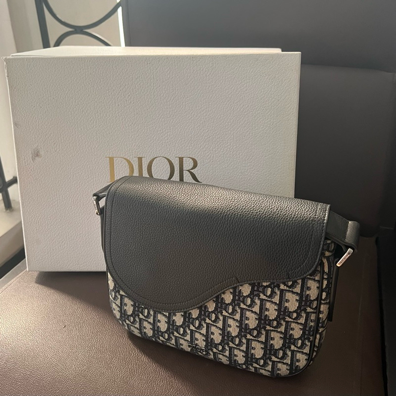 PRELOVED christian dior saddle oblique bag man, ORIGINAL 100% with box
