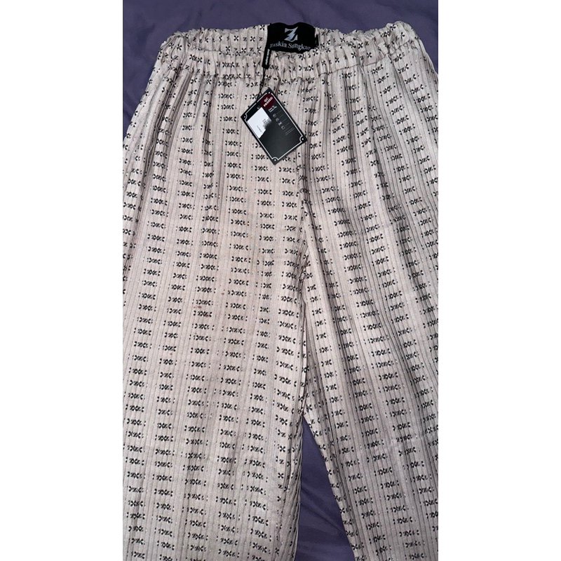 zaskia sungkar preloved