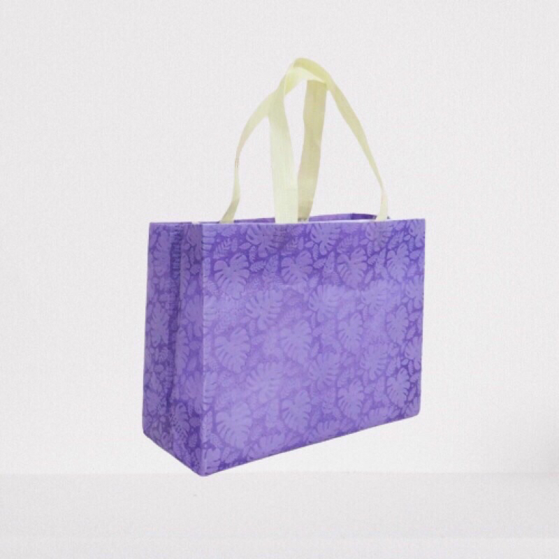 

Tas hantaran, tas hajatan, tas souvernir spunbond
