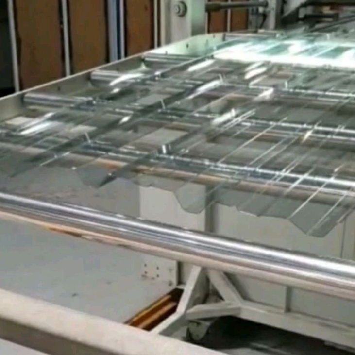Spandek transparan polycarbonate / spandek bening polycarbonat / spandek clear polycarbonat