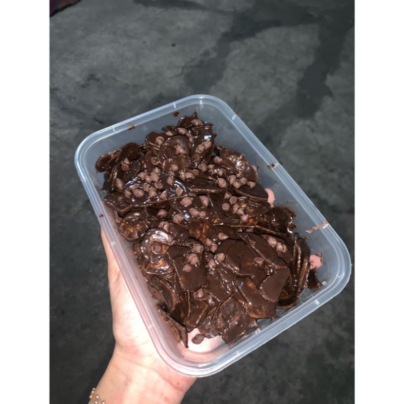 

Kripik pisang Coklat lumer " Chocochips" 200gram