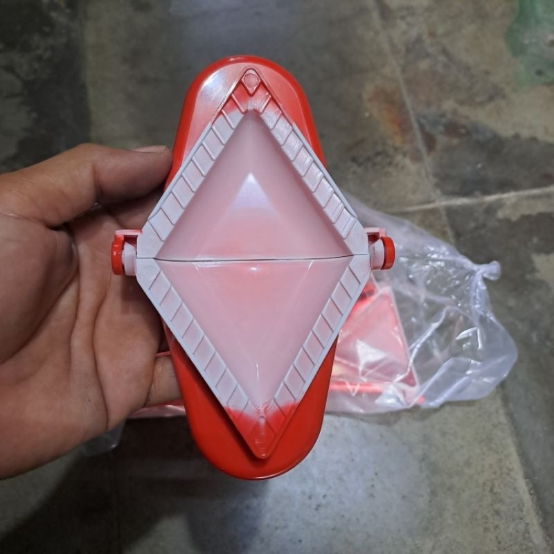 1 LUSIN • CETAKAN PASTEL SEGITIGA MALAYSIA