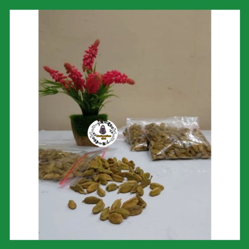 

Kapulaga Arab | Kapulaga Hijau | 50gr | Whole Green Cardamom | Import