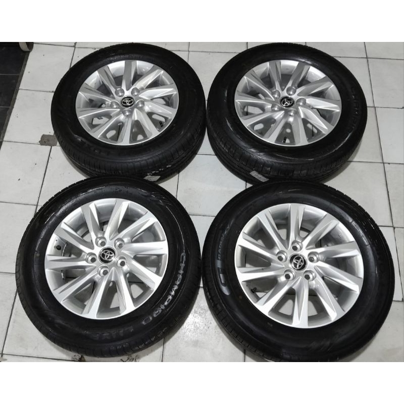 Velg pelek mobil Second murah oem Toyota Zenix ring 16 ban champiro