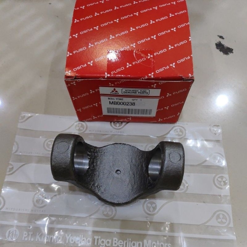 BALL YOKE BOLL YOKE PS125TURBO CANTER  PS120 MB00238