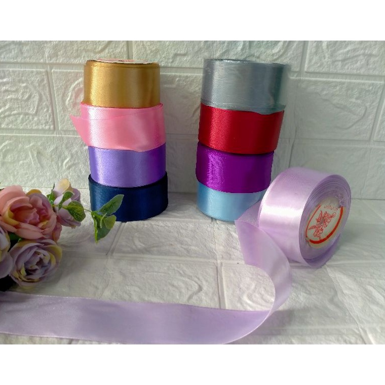 

Diskon Kilat 1 METERROLL PITA SATIN 4 CM 2 INCH PREMIUM UNTUK BUKET BUNGA SATIN GIFT BOX HAMPERS KERAJINAN DIY