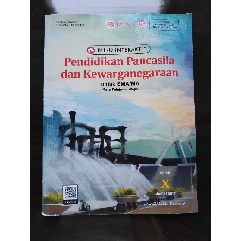 BUKU INTERAKTIF PKN SMA KELAS 10 X SEMESTER 1 MULUS SEPERTI BARU