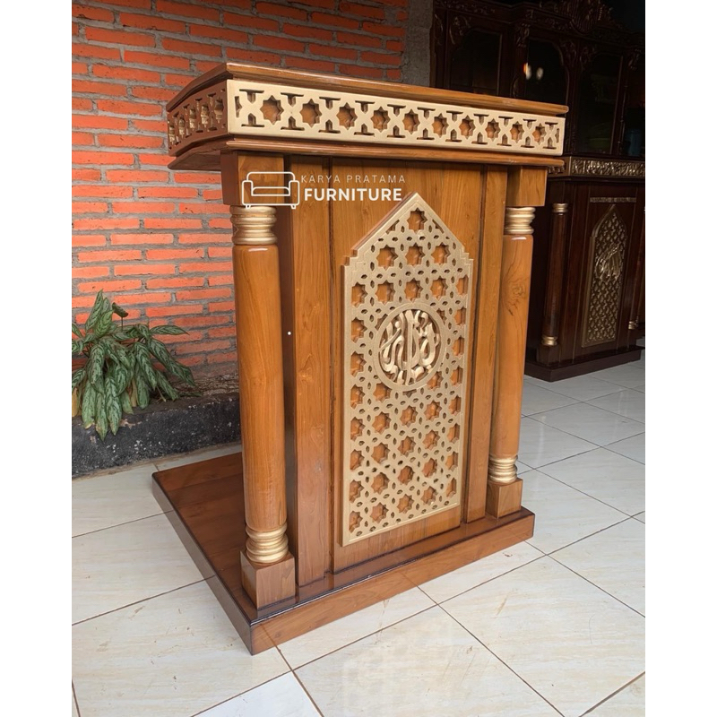 Mimbar Masjid kayu jati minimalis / Tempat Khotbah minimalis dengan ukiran kaligrafi