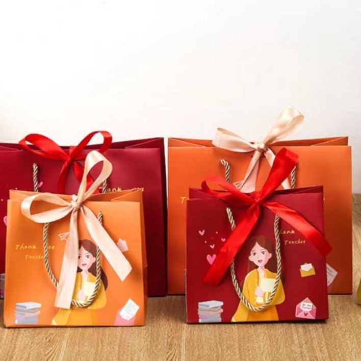 

PAPERBAG HARI GURU| TEACHER DAY PAPERBAG| PAPERBAG SPECIAL DAY| TAS SOUVENIR PB70