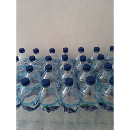 Botol Air Mineral Bekas 1500ml Merk Random Aqua LeMineral Utra Karanganyar *****