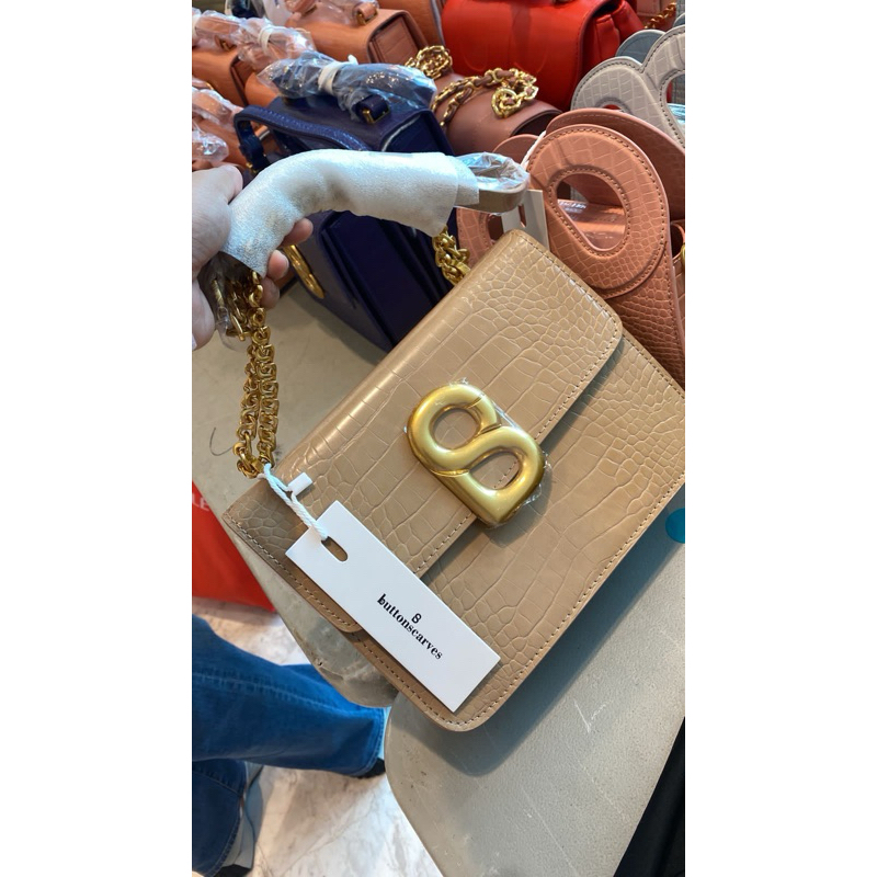 Audrey Chain Malt Medium button scarves