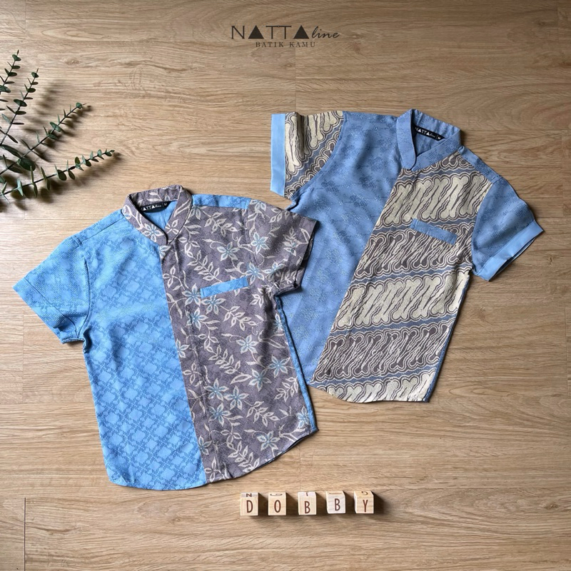 Kemeja Batik Anak Laki Laki Lengan Pendek Dobby Rereng Daun Biru Muda Nattaline