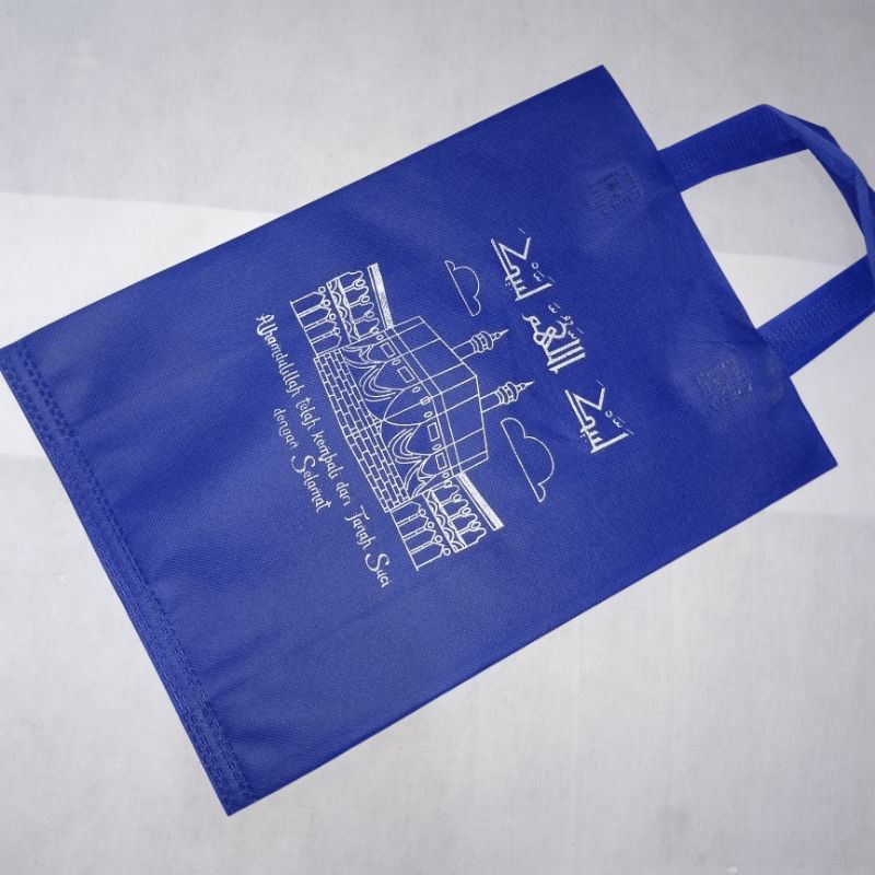 

tas sablon untuk souvenir haji dan umroh