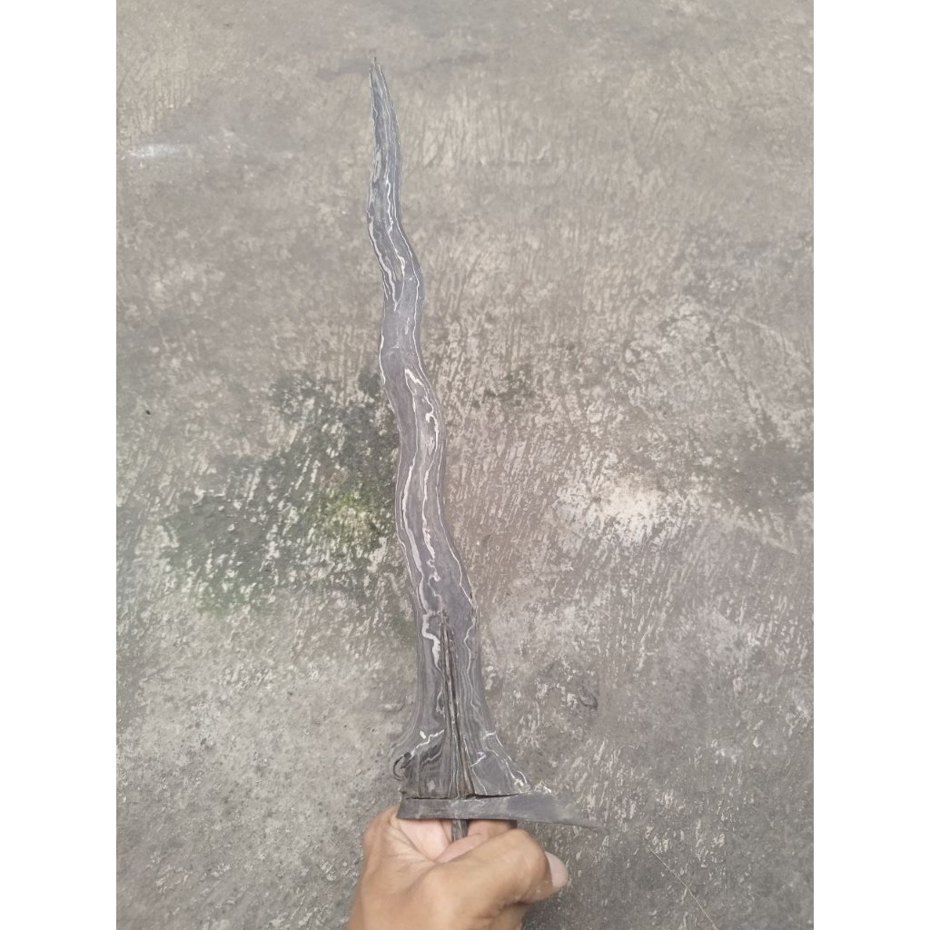Keris Balebang Pudak Sategal pamor Ngulit Semongko