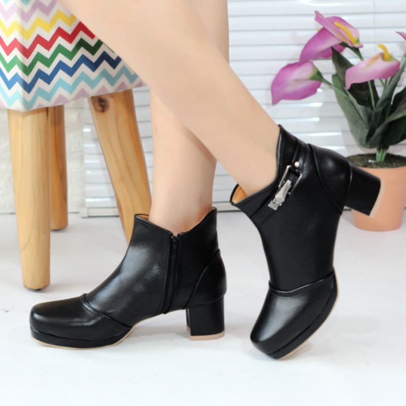 Boots Heels Hak Tahu Fashion
