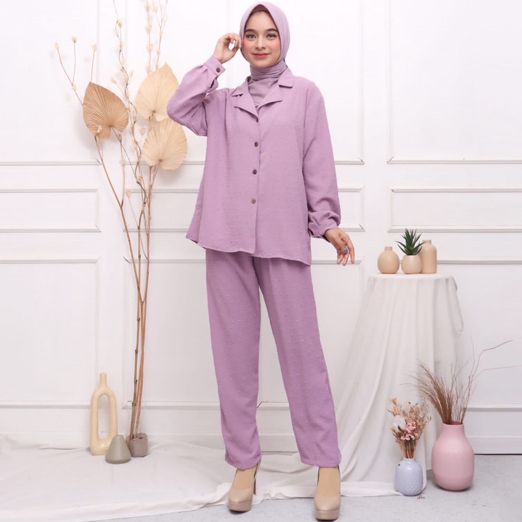 Banyak Dicari  ANYA SET  SETCEL CRINKLE URAGIRI SET CRINKLE MUSLIMAH GROSIR SETCEL RUBIAH