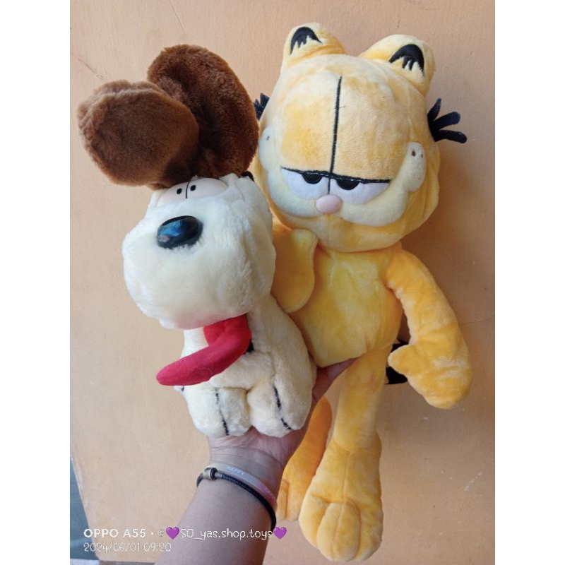boneka Garfield