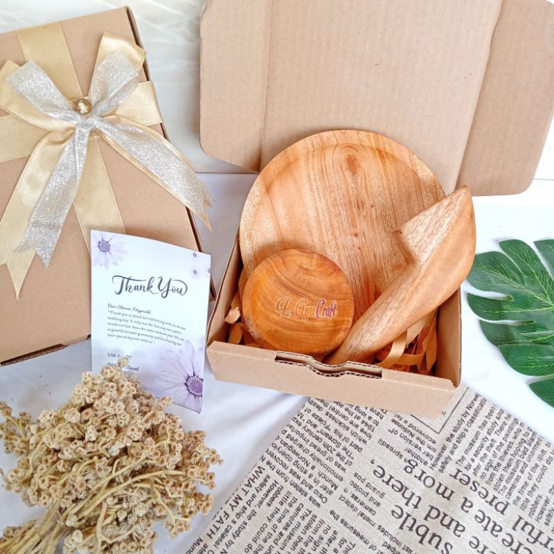 

L-AYUCRAFT Hampers lebaran Idul Fitri / Parcel Lebaran / Eid hampers