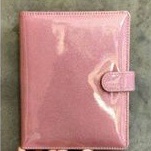 

KODE B16V BINDER GLITER GLOSSY 8 WARNA CANDY LAMINASI A52RING B526 RING