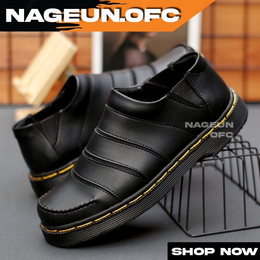 Pioners Sepatu Docmart Pria Slop Hitam Kerja Casual Kerja Kuliah Wisuda Original